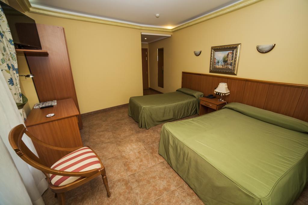 Hotel Real De Castilla Тордесильяс Номер фото