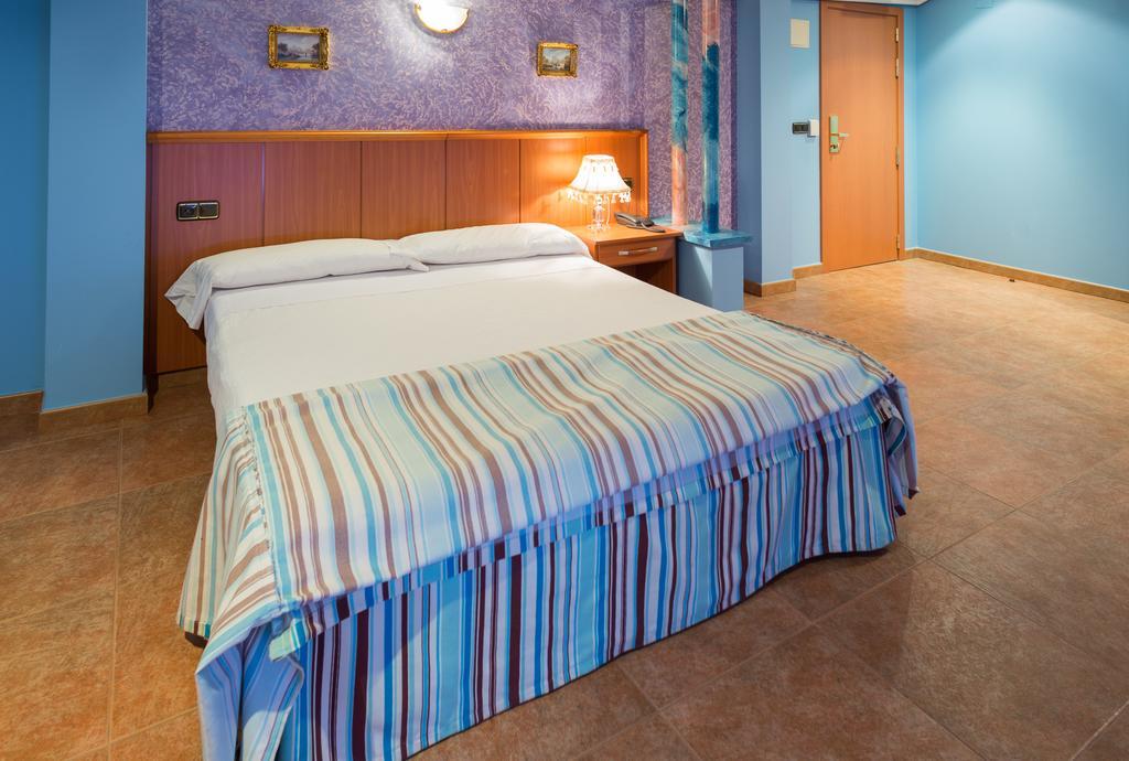 Hotel Real De Castilla Тордесильяс Номер фото