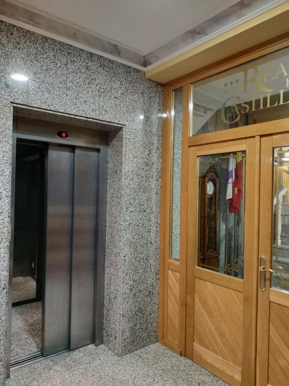 Hotel Real De Castilla Тордесильяс Экстерьер фото